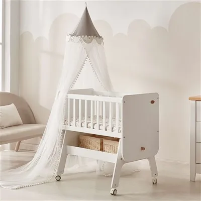 Schaukelwiege aus Holz