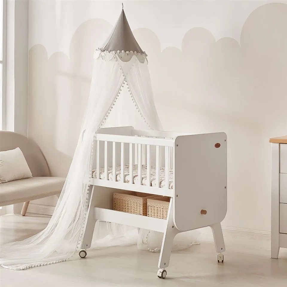 Schaukelwiege aus Holz